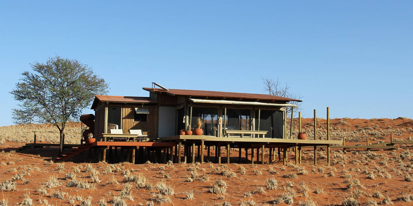 Wolwedans - where to stay for pilots in Namibia Symbolfoto