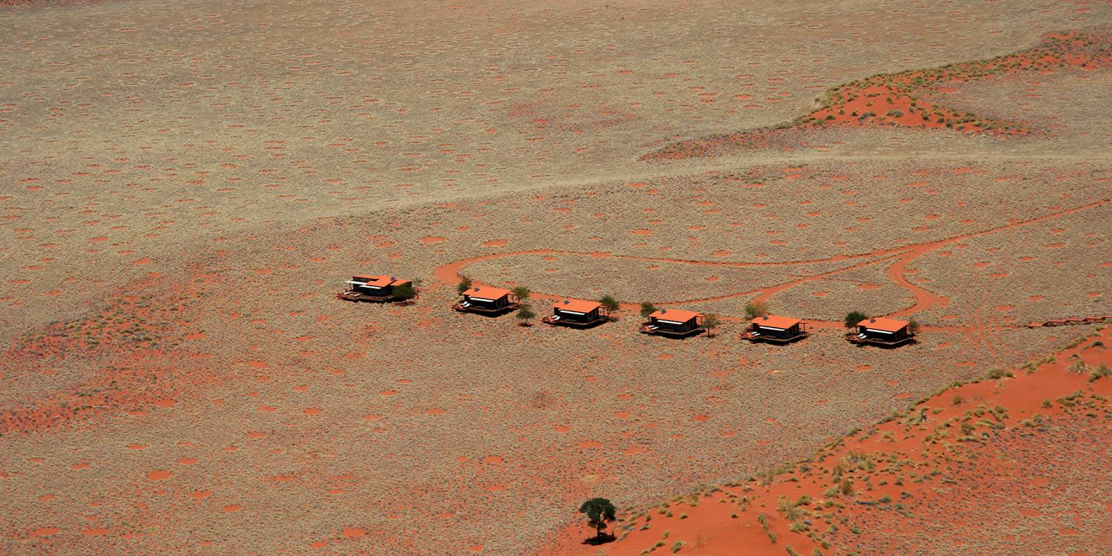 Wolwedans - where to stay for pilots in Namibia Symbolfoto