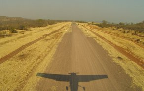 Bumi Hills – where to stay for pilots in Zimbabwe, Bild 1/7